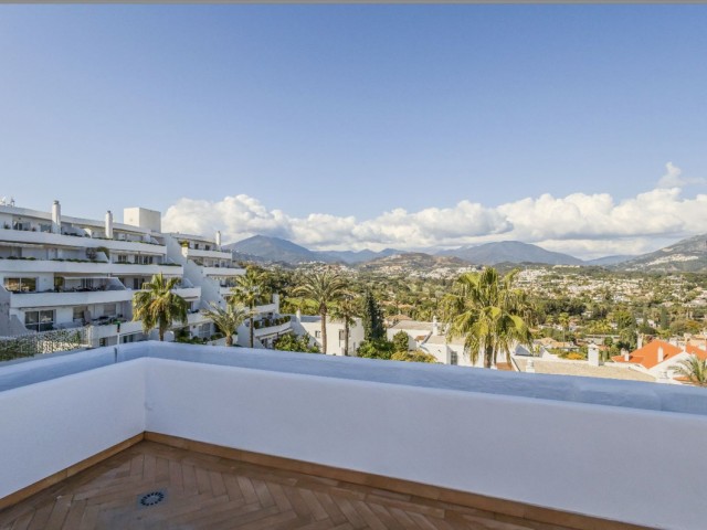 Penthouse in Nueva Andalucía