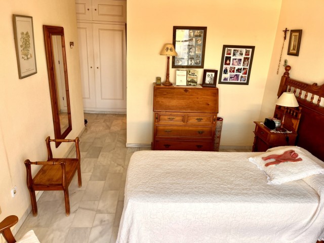 3 Bedrooms Townhouse in Estepona