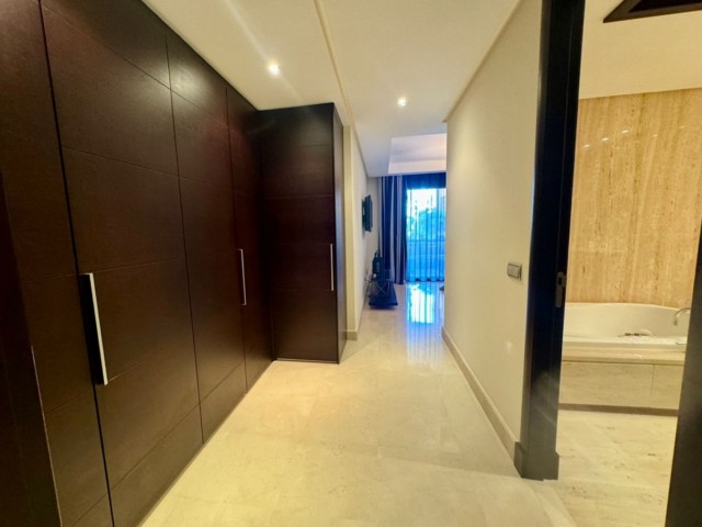 2 Bedrooms Apartment in Puerto Banús