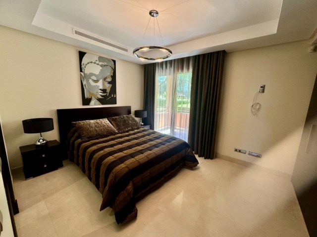 2 Bedrooms Apartment in Puerto Banús