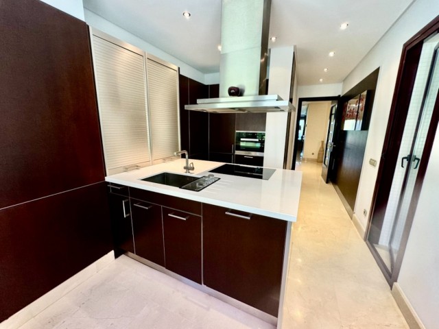 2 Bedrooms Apartment in Puerto Banús