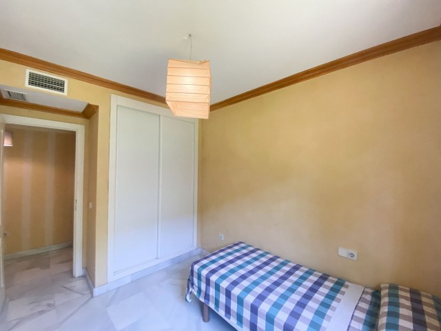 Appartement avec 3 Chambres  à Nagüeles