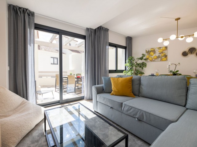 3 Bedrooms Townhouse in New Golden Mile