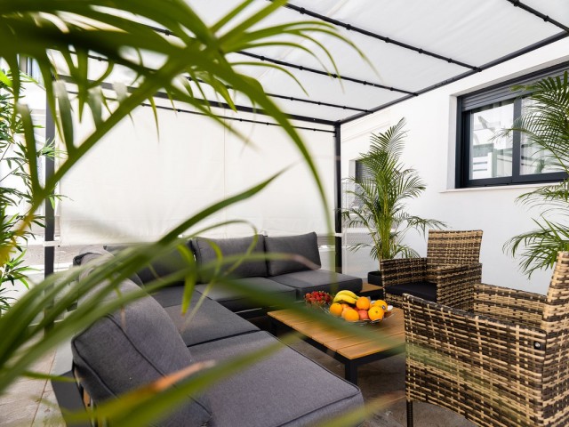 Maison mitoyenne avec 3 Chambres  à New Golden Mile