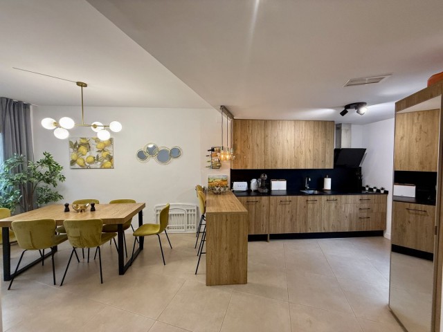 3 Bedrooms Townhouse in New Golden Mile