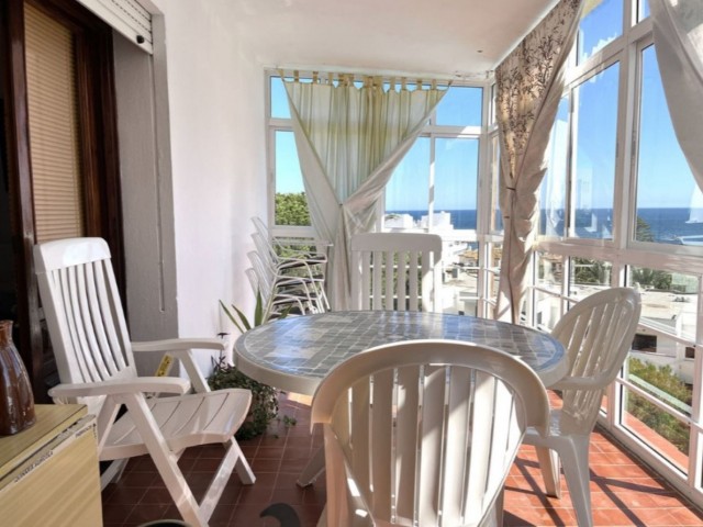 3 Bedrooms Apartment in Estepona