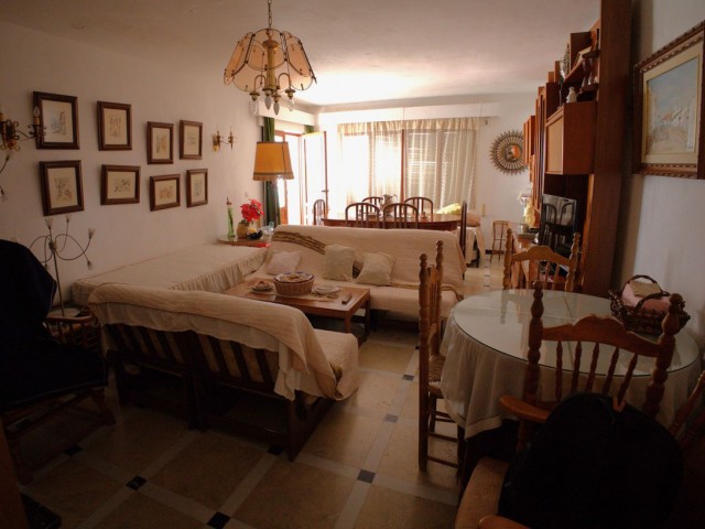 3 Bedrooms Apartment in Estepona