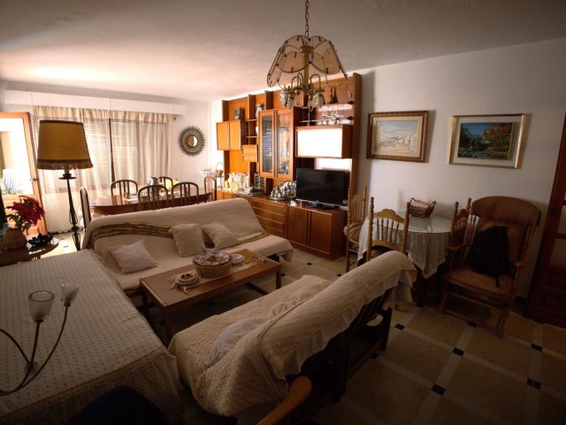 3 Bedrooms Apartment in Estepona