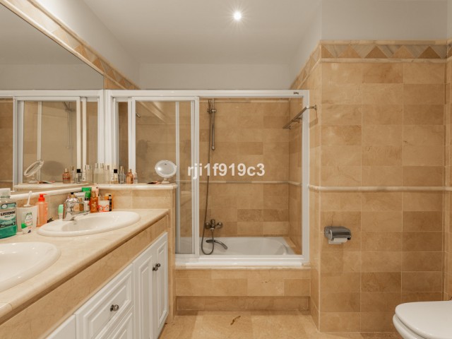 3 Soveroms Leilighet i Elviria