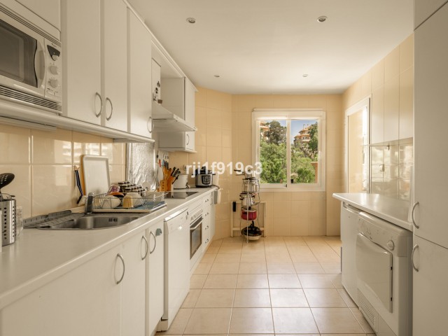 3 Schlafzimmer Apartment in Elviria
