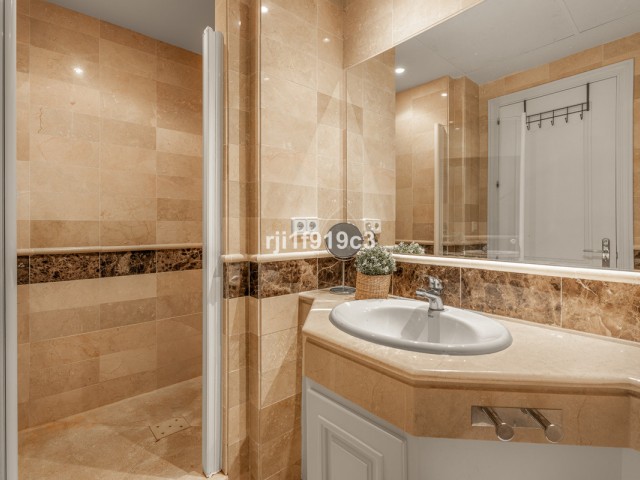 3 Schlafzimmer Apartment in Elviria