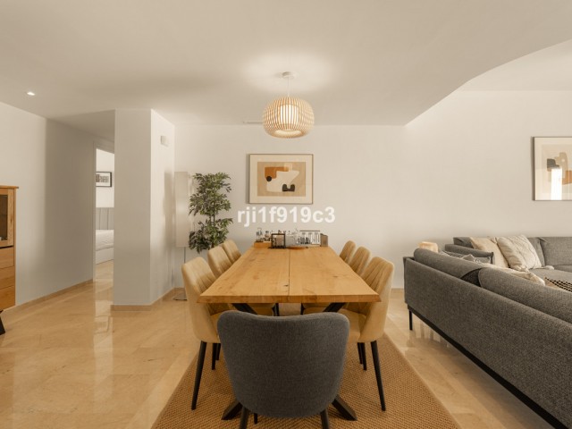 3 Schlafzimmer Apartment in Elviria