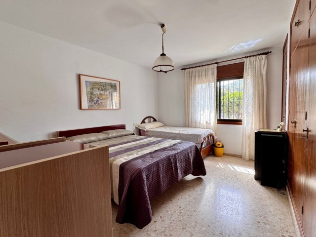 6 Soveroms Villa i Alhaurín de la Torre