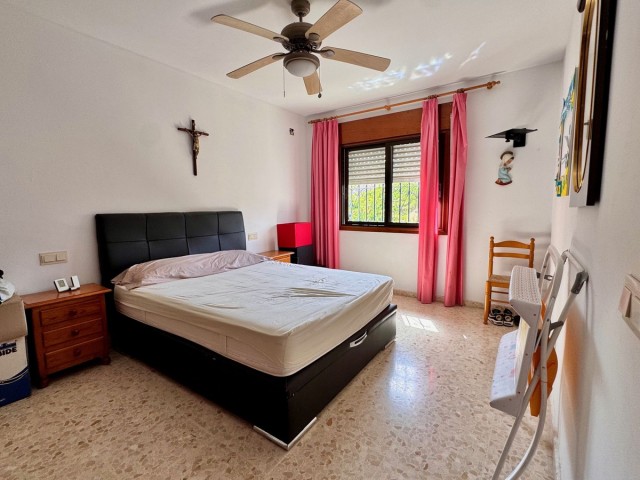 6 Soveroms Villa i Alhaurín de la Torre