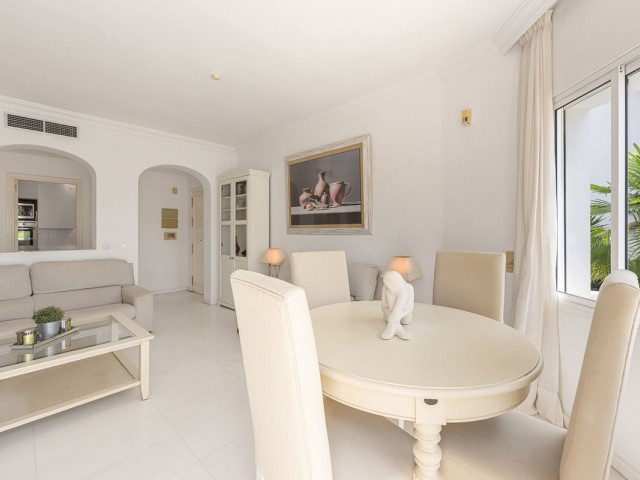 2 Bedrooms Apartment in The Golden Mile