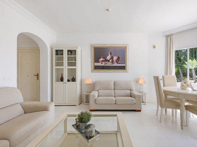 2 Bedrooms Apartment in The Golden Mile