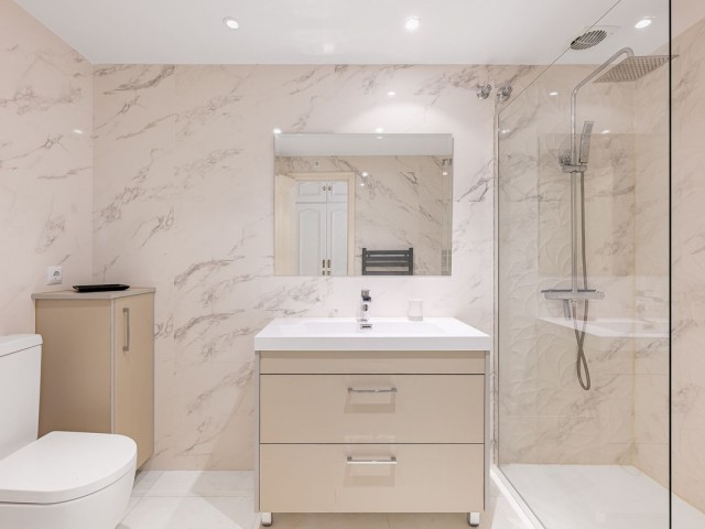 2 Bedrooms Apartment in The Golden Mile