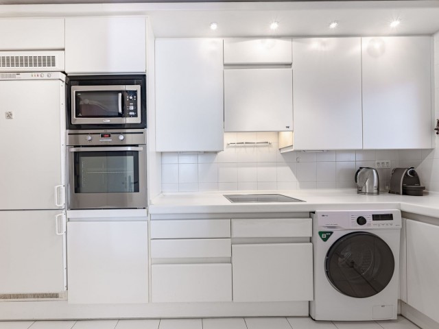 2 Bedrooms Apartment in The Golden Mile