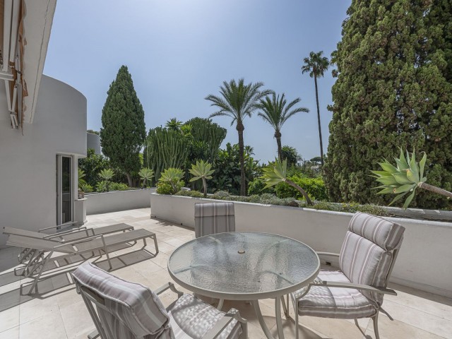 2 Bedrooms Apartment in The Golden Mile