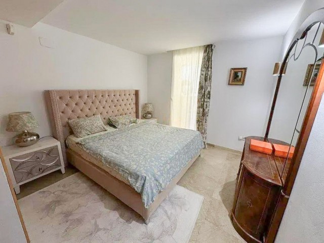 2 Bedrooms Apartment in Benahavís