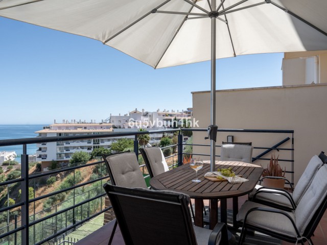 Maison mitoyenne avec 5 Chambres  à Fuengirola