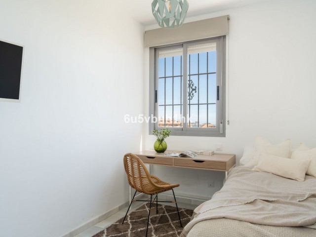 Maison mitoyenne avec 5 Chambres  à Fuengirola