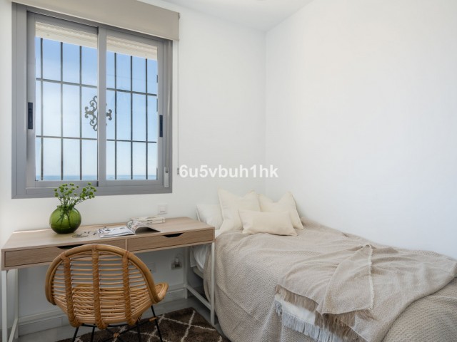 Maison mitoyenne avec 5 Chambres  à Fuengirola