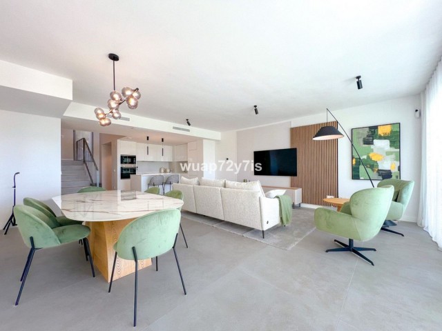 Maison mitoyenne avec 3 Chambres  à La Cala de Mijas