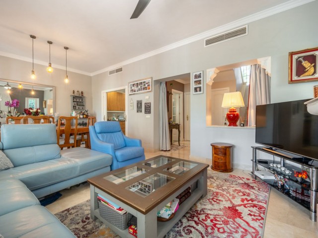 3 Makuuhuoneen Huvila Elviria