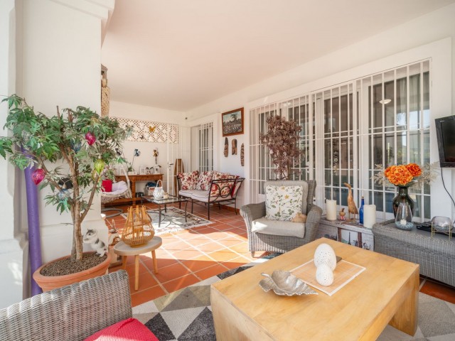 3 Makuuhuoneen Huvila Elviria