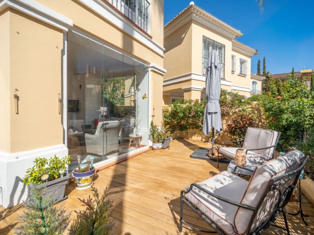 3 Makuuhuoneen Huvila Elviria