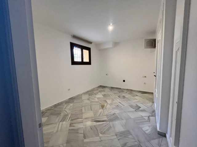 5 Bedrooms Villa in Guadalmina Alta