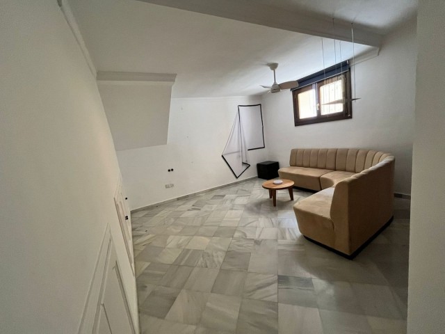 5 Bedrooms Villa in Guadalmina Alta