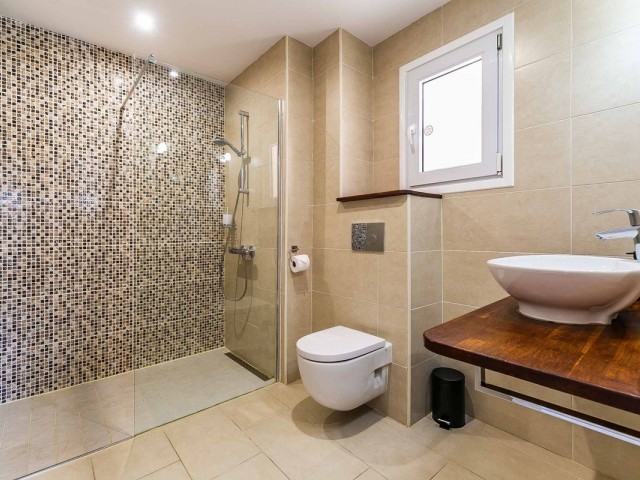 4 Soveroms Villa i Benalmadena