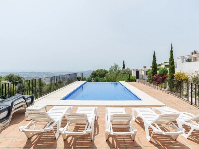 Villa, Valtocado, R5188075