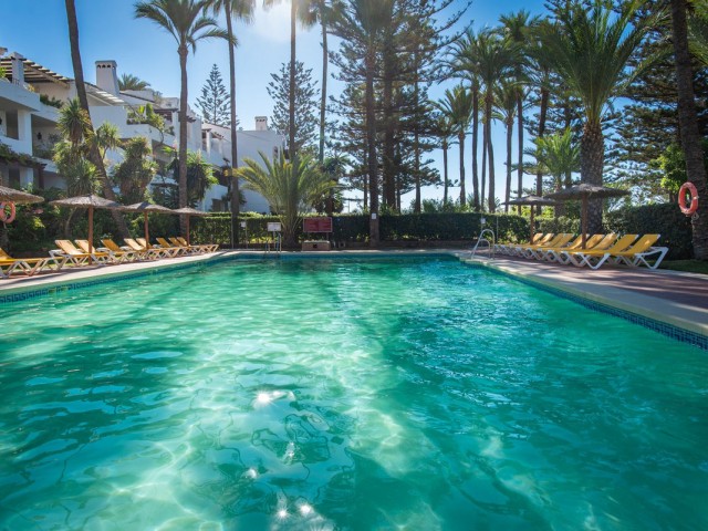 2 Bedrooms Apartment in San Pedro de Alcántara