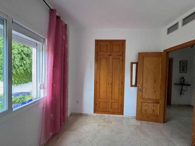 5 Bedrooms Townhouse in San Pedro de Alcántara