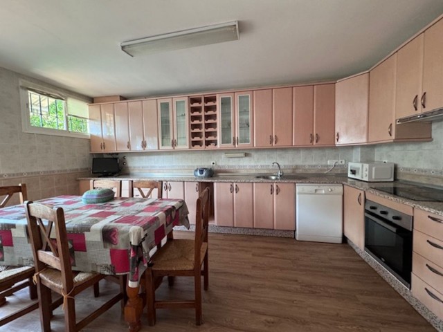 5 Bedrooms Townhouse in San Pedro de Alcántara