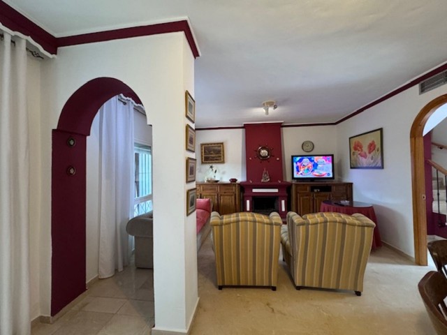 5 Bedrooms Townhouse in San Pedro de Alcántara