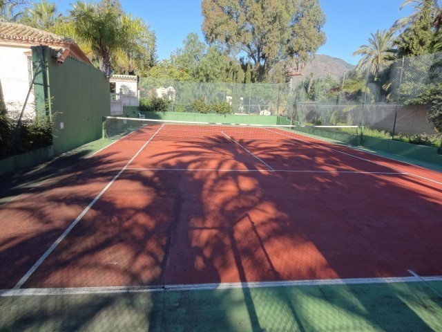 5 Slaapkamer Villa in Estepona