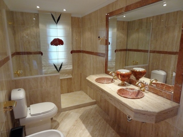 5 Slaapkamer Villa in Estepona