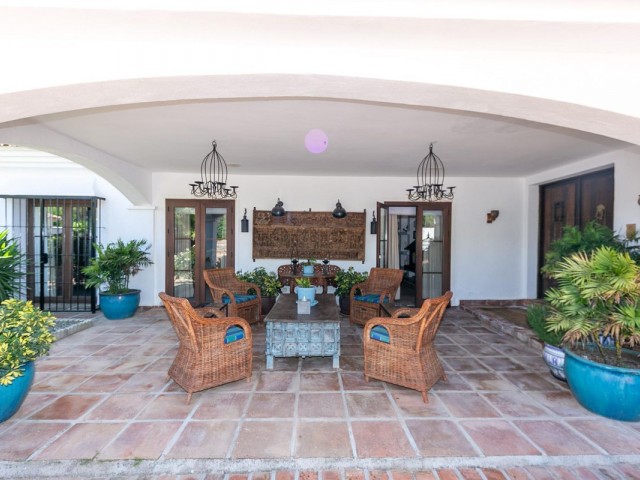 6 Bedrooms Villa in Mijas