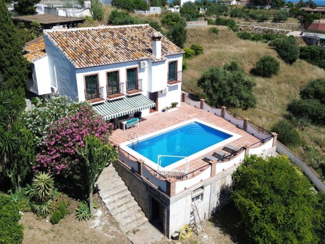 5 Soveroms Villa i Mijas