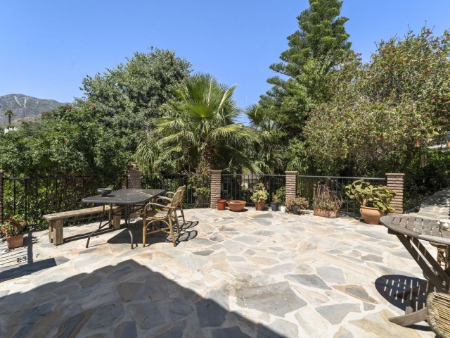 5 Soveroms Villa i Mijas