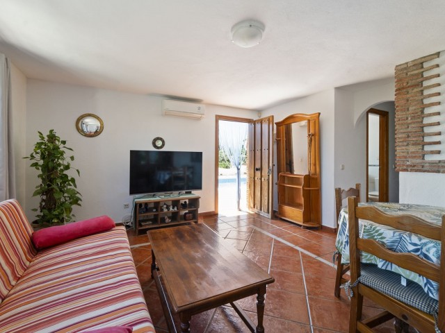 5 Bedrooms Villa in Mijas