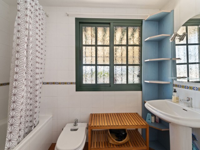 5 Bedrooms Villa in Mijas