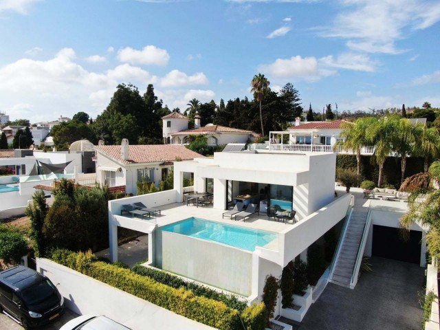 5 Schlafzimmer Villa in El Chaparral