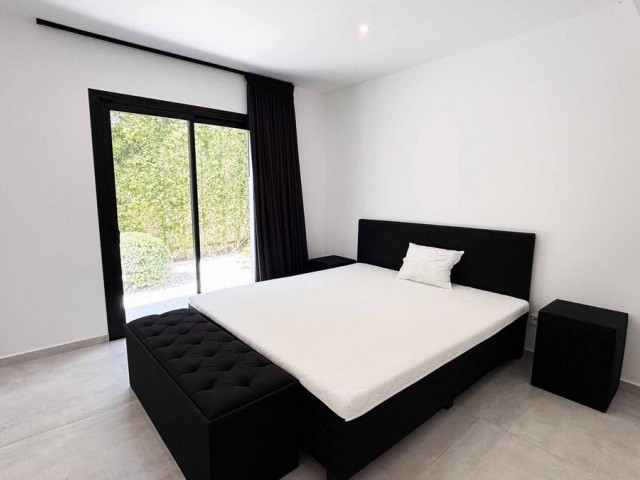 5 Slaapkamer Villa in El Chaparral