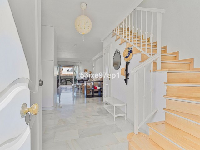 2 Makuuhuoneen Rivitalo Fuengirola