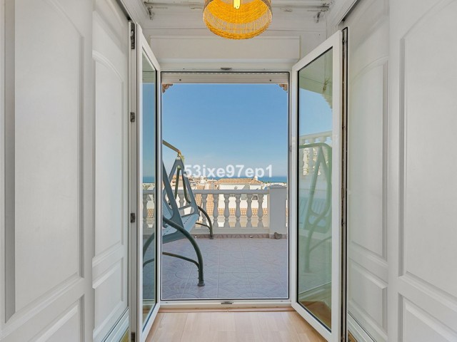 2 Makuuhuoneen Rivitalo Fuengirola